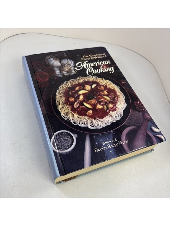 Other - Vintage The Illustrated Encyclopedia of American Cooking Book Favorite Recipes